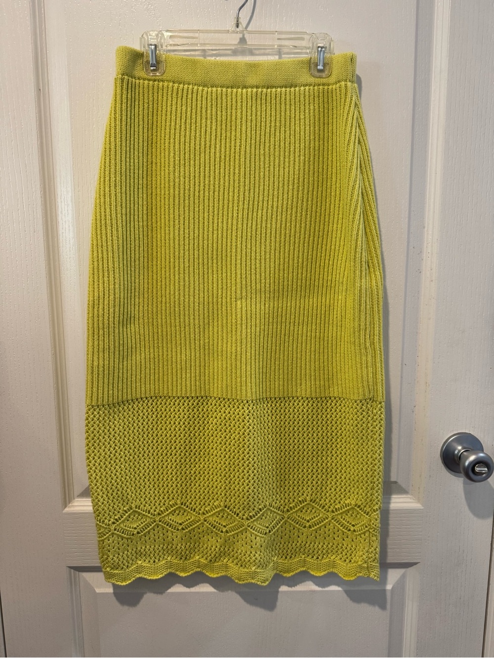 House of Harlow 1960 Yellow Knit Midi Skirt with Textured Hem